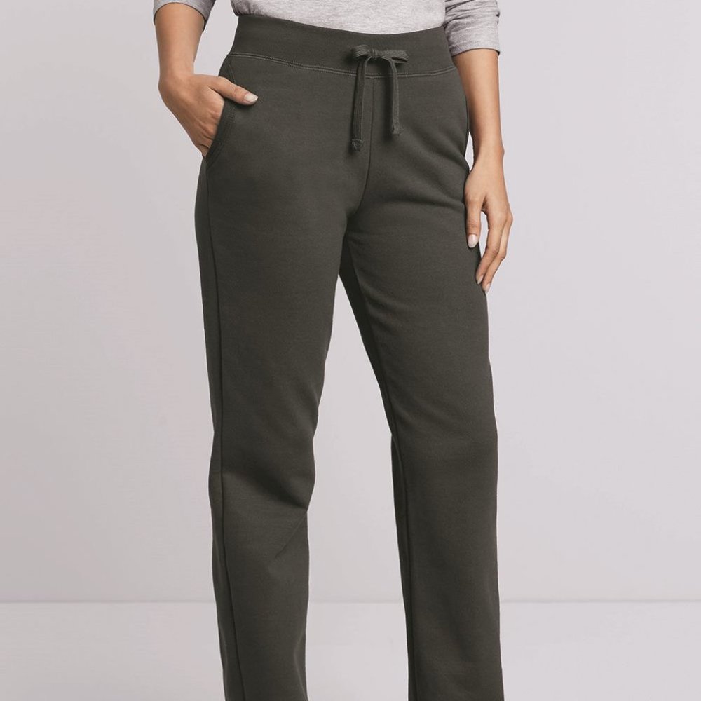 Gildan Heavy Blend Women’s Open-Bottom Sweatpant